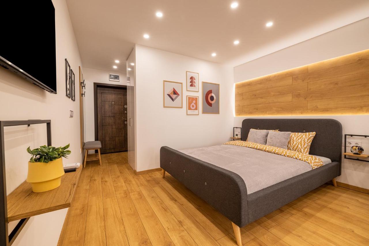 Apartment Luxury Living High-end Amenities And Great Location By Flat Mаnager
