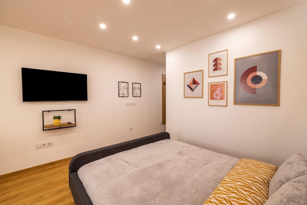 Apartment Luxury Living High-end Amenities And Great Location By Flat Mаnager Sofia